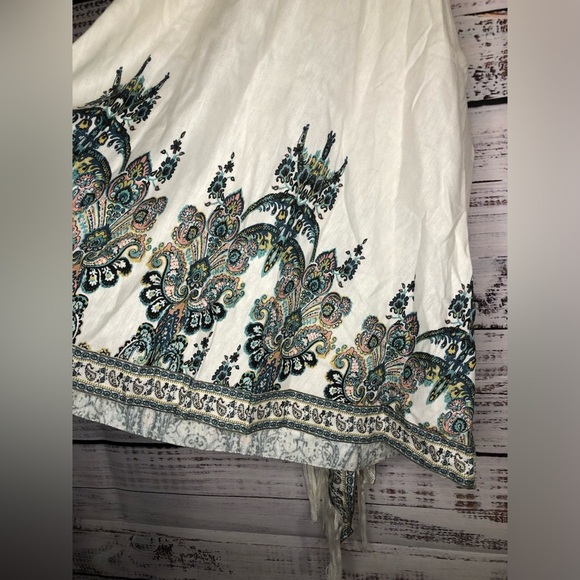 Venus Bohemian Embroidered Top - Picture 4 of 16